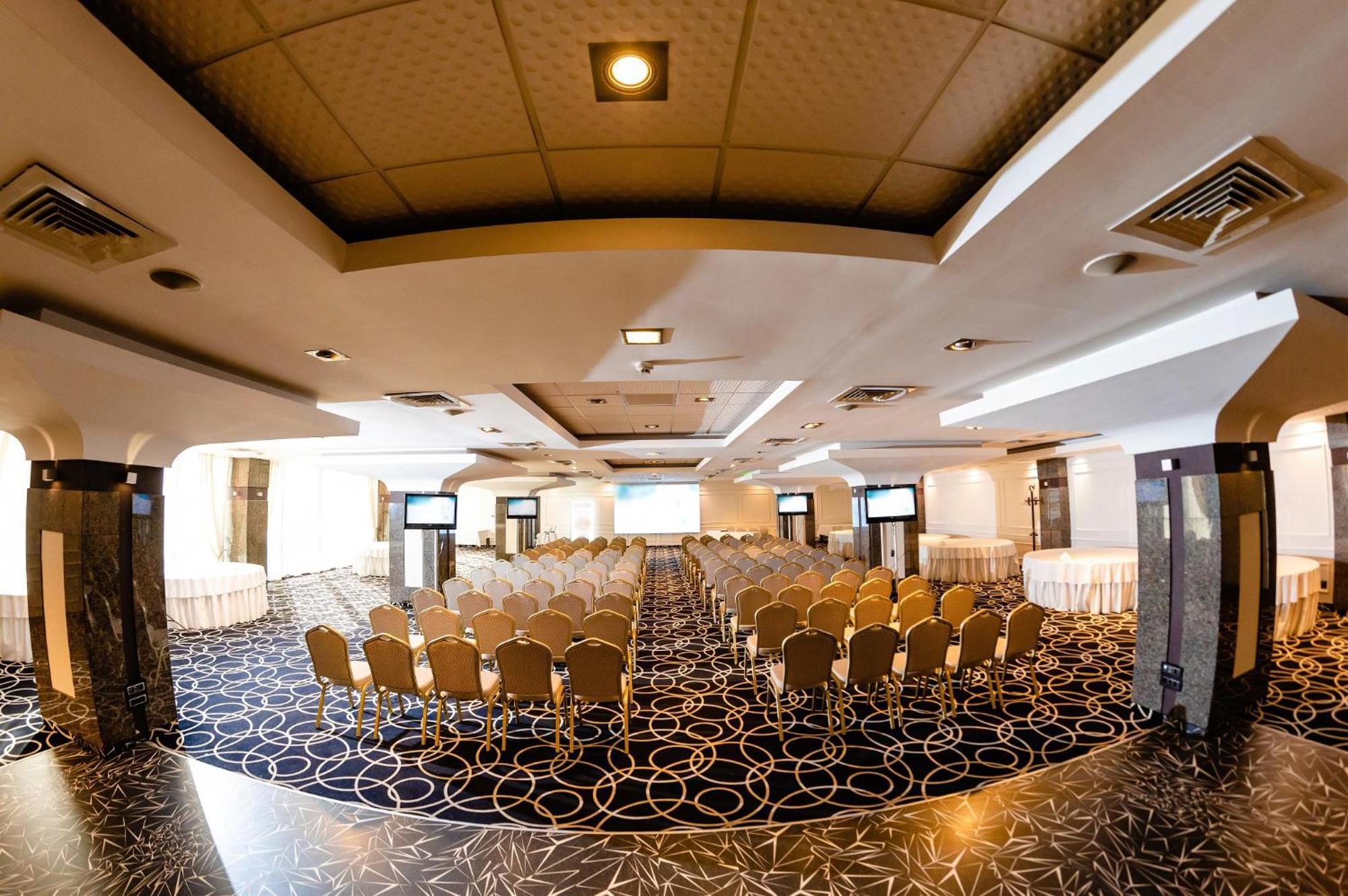 Târgu-Mureş Business Hotel Conference Center & Spa المظهر الخارجي الصورة